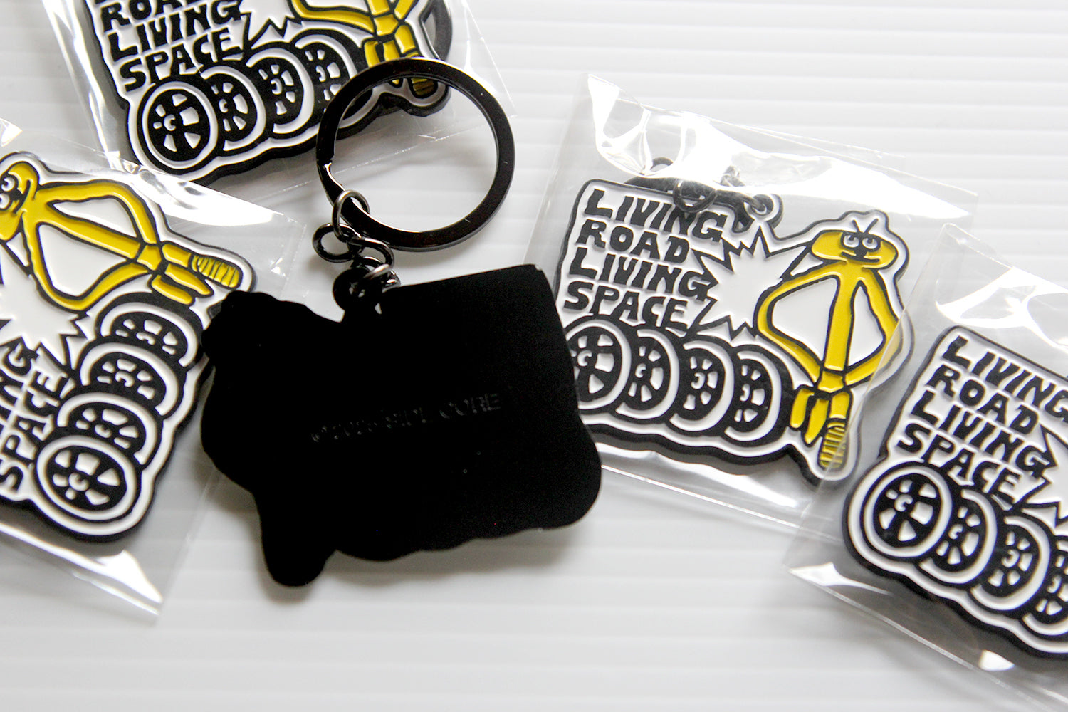 Living road, Living space キーホルダー