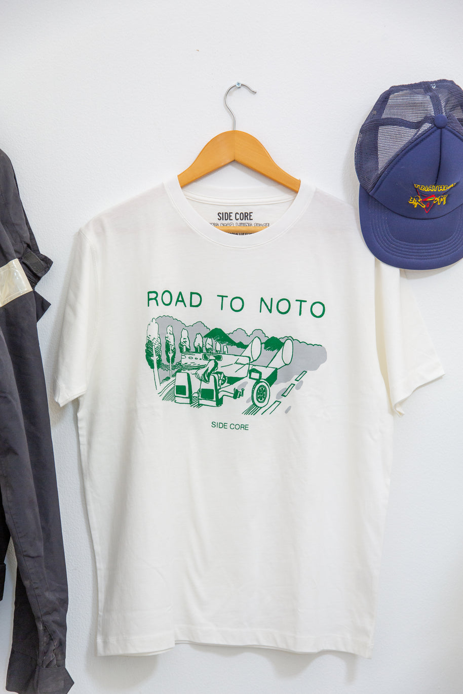 Road to Noto Tシャツ by Tohry