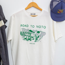 Road to Noto Tシャツ by Tohry