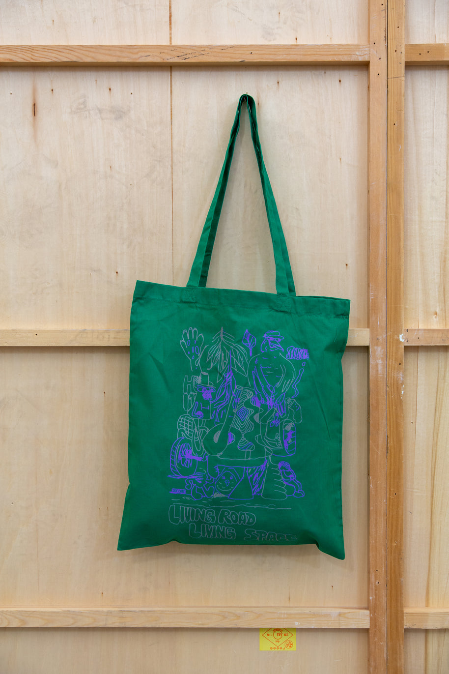 Living road, Living space トートバッグ