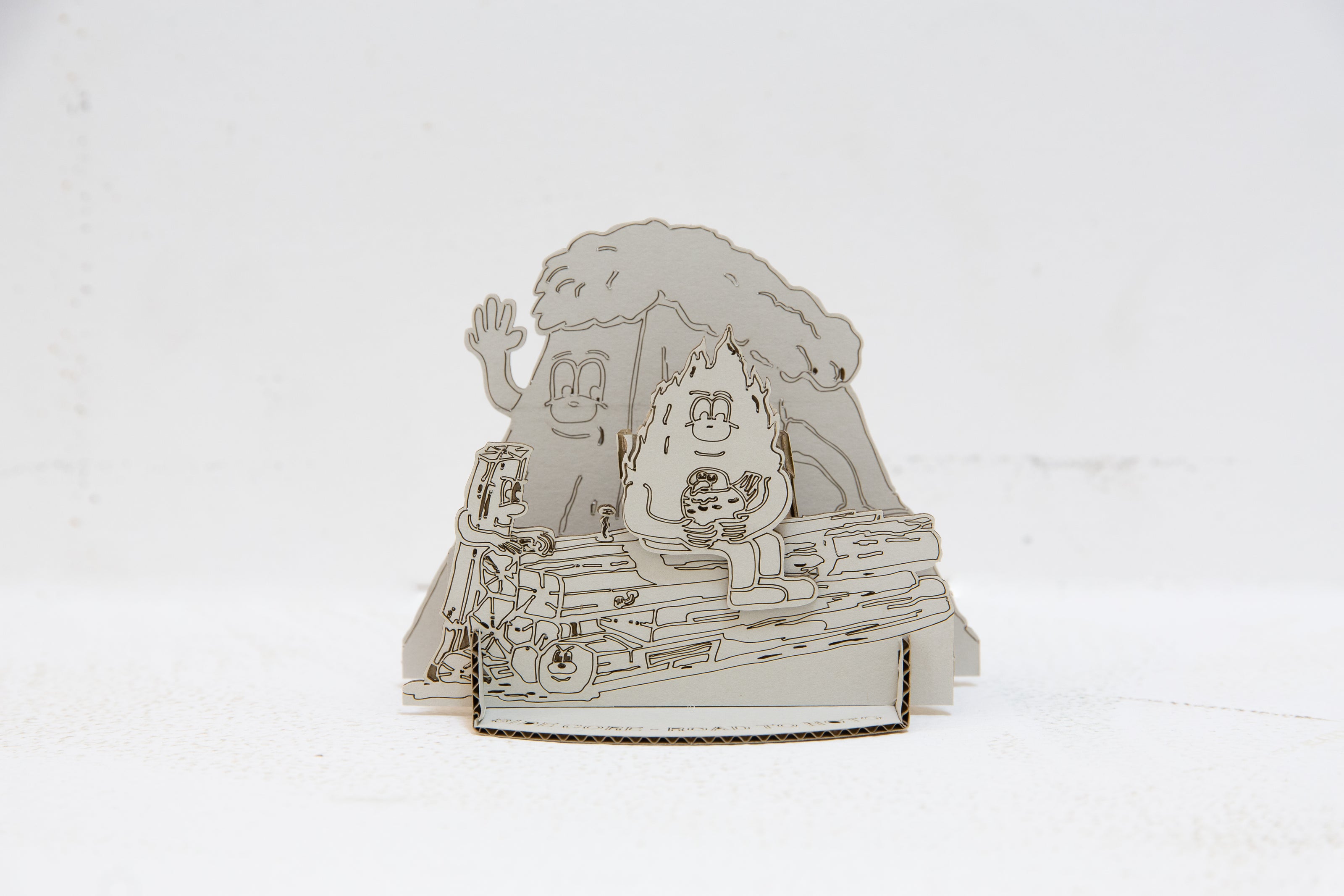 Road to Noto ダンボールオブジェ